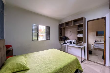 Casa à venda com 86m², 2 quartos e 2 vagas Casa à venda com 86m², 2 quartos e 2 vagasSuíte 1