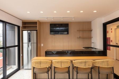 Studio para alugar com 33m², 1 quarto e sem vaga Studio para alugar com 33m², 1 quarto e sem vagaÁrea comum - Salão de festas