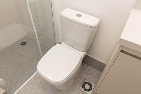 Studio para alugar com 29m², 1 quarto e sem vaga Studio para alugar com 29m², 1 quarto e sem vagaBanheiro