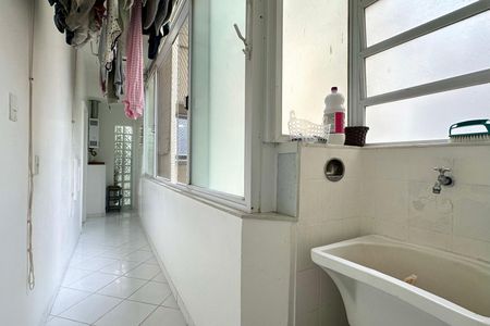 Apartamento à venda com 115m², 3 quartos e 1 vagaÁrea de Serviço