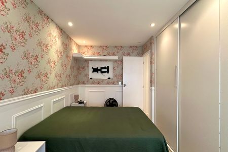 Apartamento à venda com 115m², 3 quartos e 1 vagaQuarto 02