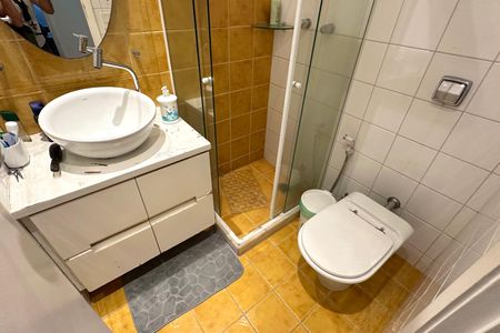 Apartamento à venda com 115m², 3 quartos e 1 vagaBanheiro Social