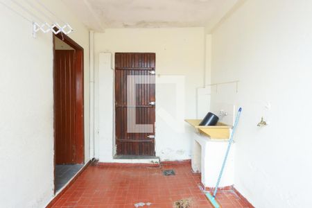 Casa à venda com 228m², 4 quartos e 1 vaga