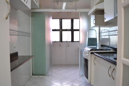 Apartamento à venda com 80m², 3 quartos e 2 vagasCozinha