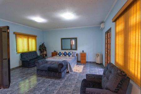 Casa à venda com 359m², 3 quartos e 5 vagas Casa à venda com 359m², 3 quartos e 5 vagasSuíte