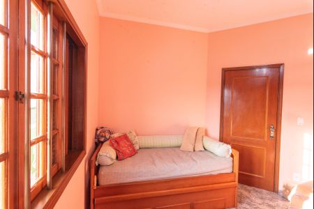 Casa à venda com 359m², 3 quartos e 5 vagas Casa à venda com 359m², 3 quartos e 5 vagasQuarto 1