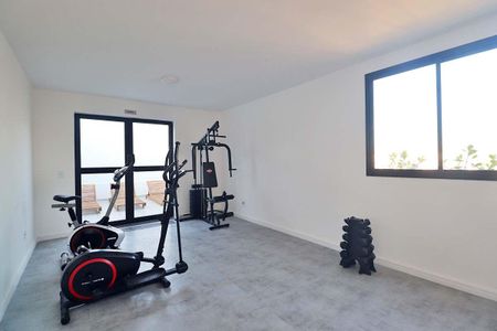 Apartamento para alugar com 40m², 2 quartos e 1 vaga Apartamento para alugar com 40m², 2 quartos e 1 vagaÁrea comum - Academia