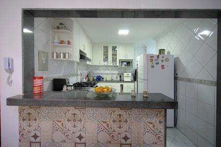 Apartamento à venda com 105m², 2 quartos e 1 vagaCozinha