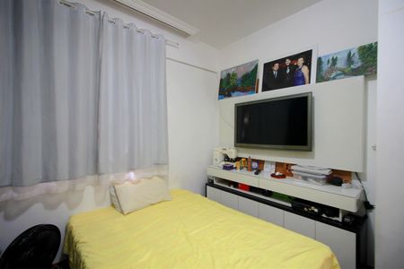 Apartamento à venda com 105m², 2 quartos e 1 vagaQuarto 