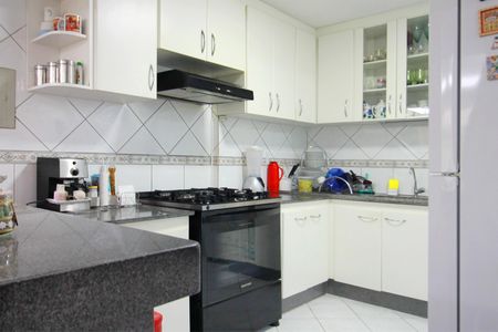 Apartamento à venda com 105m², 2 quartos e 1 vagaCozinha