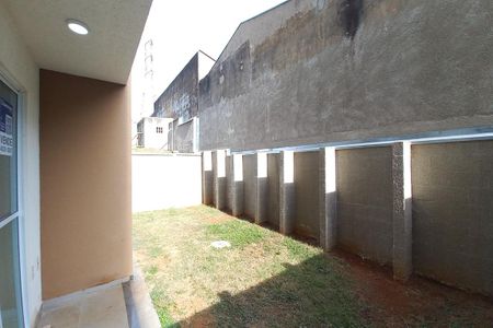 Apartamento à venda com 43m², 2 quartos e 1 vagaÁrea Garden