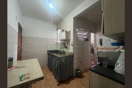 Apartamento à venda com 81m², 2 quartos e sem vaga