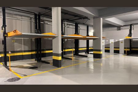 Apartamento à venda com 358m², 4 quartos e 4 vagas