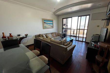 Apartamento à venda com 168m², 3 quartos e 2 vagas Apartamento à venda com 168m², 3 quartos e 2 vagasSala