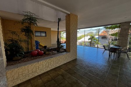 Apartamento à venda com 168m², 3 quartos e 2 vagas Apartamento à venda com 168m², 3 quartos e 2 vagasHall de entrada