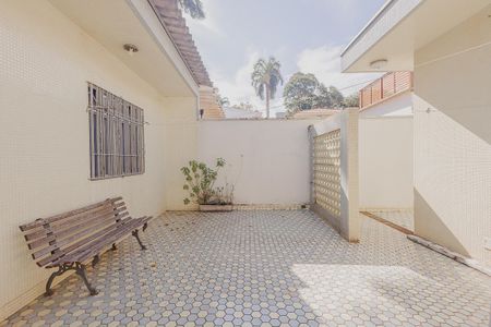 Casa à venda com 354m², 3 quartos e 8 vagasÁrea de Serviço