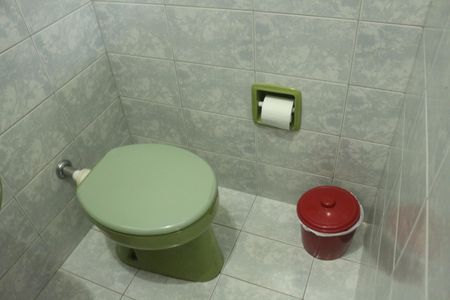 Casa à venda com 100m², 2 quartos e 1 vagaBanheiro 1