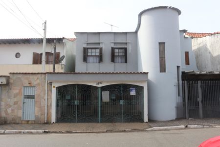 Casa à venda com 100m², 2 quartos e 1 vagaFachada