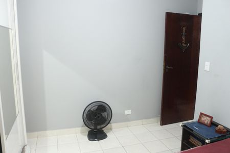 Casa à venda com 100m², 2 quartos e 1 vagaQuarto 2