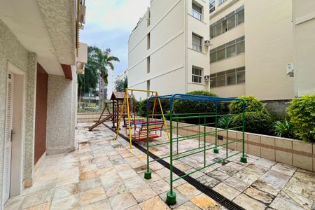 Apartamento à venda com 90m², 3 quartos e 1 vaga Apartamento à venda com 90m², 3 quartos e 1 vagaÁrea comum - Playground