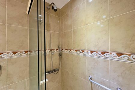 Apartamento à venda com 90m², 3 quartos e 1 vaga Apartamento à venda com 90m², 3 quartos e 1 vagaBanheiro