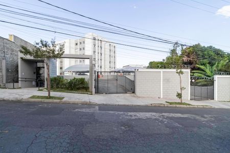 Apartamento à venda com 49m², 2 quartos e 1 vaga Apartamento à venda com 49m², 2 quartos e 1 vagaFachada