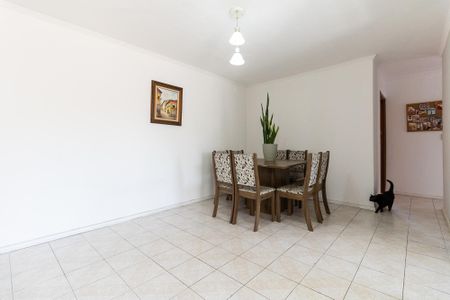 Apartamento à venda com 90m², 3 quartos e 1 vaga Apartamento à venda com 90m², 3 quartos e 1 vagaSala