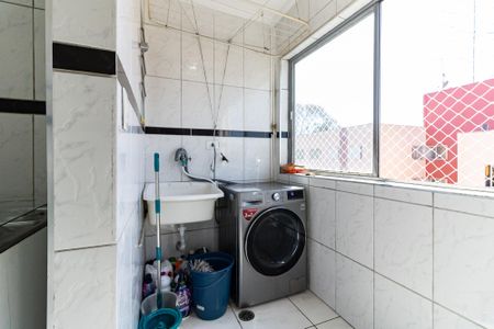 Apartamento à venda com 90m², 3 quartos e 1 vaga Apartamento à venda com 90m², 3 quartos e 1 vagaLavanderia