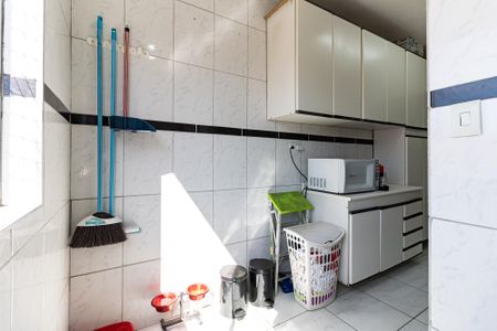 Apartamento à venda com 90m², 3 quartos e 1 vaga Apartamento à venda com 90m², 3 quartos e 1 vagaLavanderia