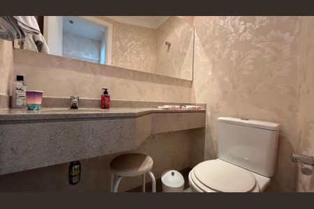 Apartamento à venda com 218m², 4 quartos e 3 vagasLavabo