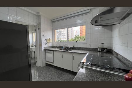 Apartamento à venda com 218m², 4 quartos e 3 vagasCozinha