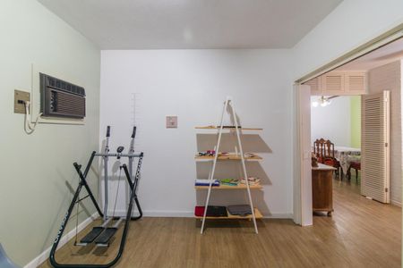 Casa à venda com 129m², 5 quartos e 4 vagas Casa à venda com 129m², 5 quartos e 4 vagasQuarto 1