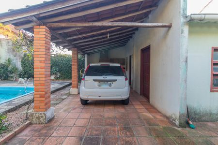 Casa à venda com 129m², 5 quartos e 4 vagas Casa à venda com 129m², 5 quartos e 4 vagasGaragem