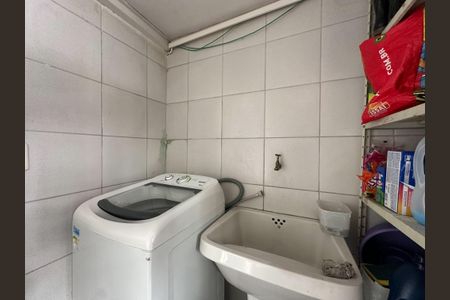 Casa à venda com 120m², 2 quartos e 1 vagaÁrea de Serviço