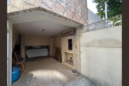 Casa à venda com 120m², 2 quartos e 1 vagaGaragem