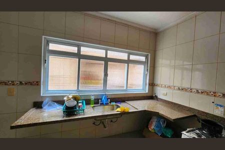 Casa à venda com 128m², 3 quartos e 2 vagas