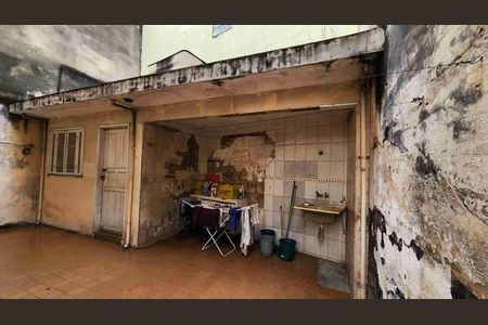 Casa à venda com 128m², 3 quartos e 2 vagas