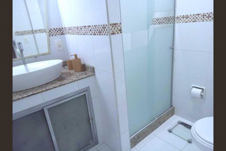 Apartamento à venda com 81m², 2 quartos e 1 vaga