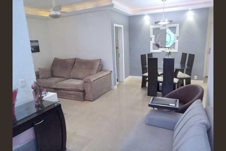 Apartamento à venda com 81m², 2 quartos e 1 vaga