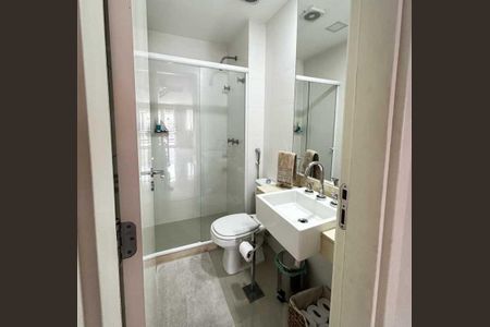 Casa de condomínio à venda com 209m², 5 quartos e 2 vagas