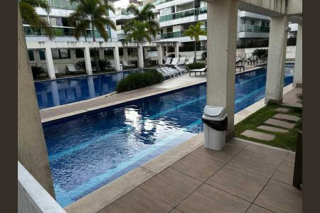 Casa de condomínio à venda com 209m², 5 quartos e 2 vagas