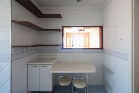 Apartamento à venda com 95m², 3 quartos e 2 vagas Apartamento à venda com 95m², 3 quartos e 2 vagasCozinha