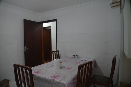 Casa à venda com 340m², 4 quartos e 3 vagasCozinha