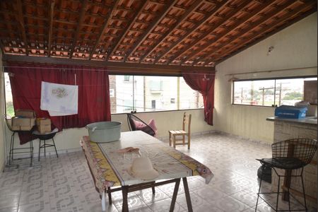 Casa à venda com 340m², 4 quartos e 3 vagasÁrea gourmet