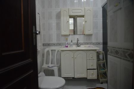 Casa à venda com 340m², 4 quartos e 3 vagasBanheiro Social