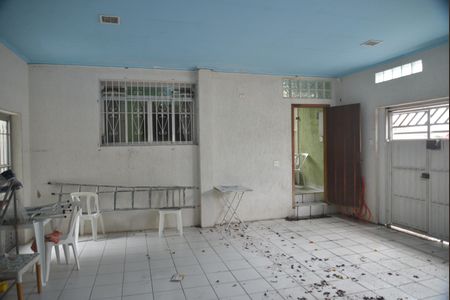 Casa à venda com 340m², 4 quartos e 3 vagasGaragem