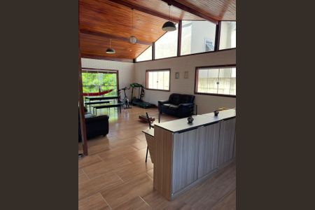 Casa de condomínio à venda com 287m², 3 quartos e 1 vaga