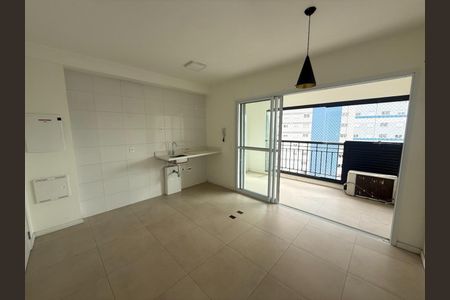 Apartamento à venda com 38m², 1 quarto e 1 vagaFoto 03