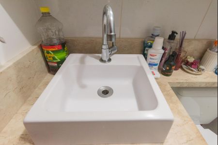 Apartamento à venda com 42m², 2 quartos e 2 vagas Apartamento à venda com 42m², 2 quartos e 2 vagasBanheiro