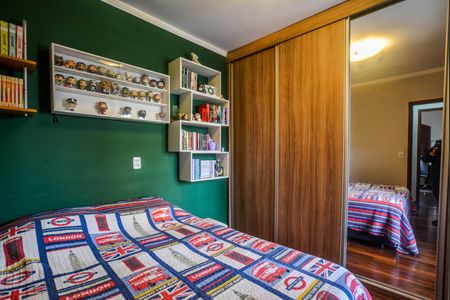 Apartamento à venda com 119m², 3 quartos e 2 vagas Apartamento à venda com 119m², 3 quartos e 2 vagasQuarto 1